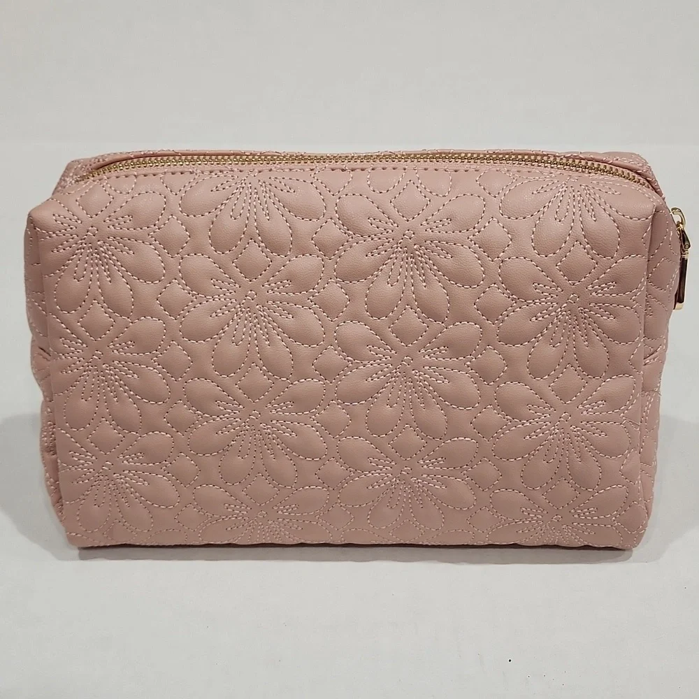 NWOT Vince Camuto Metallic Rose Make-Up Travel Bag Size 10 X 7